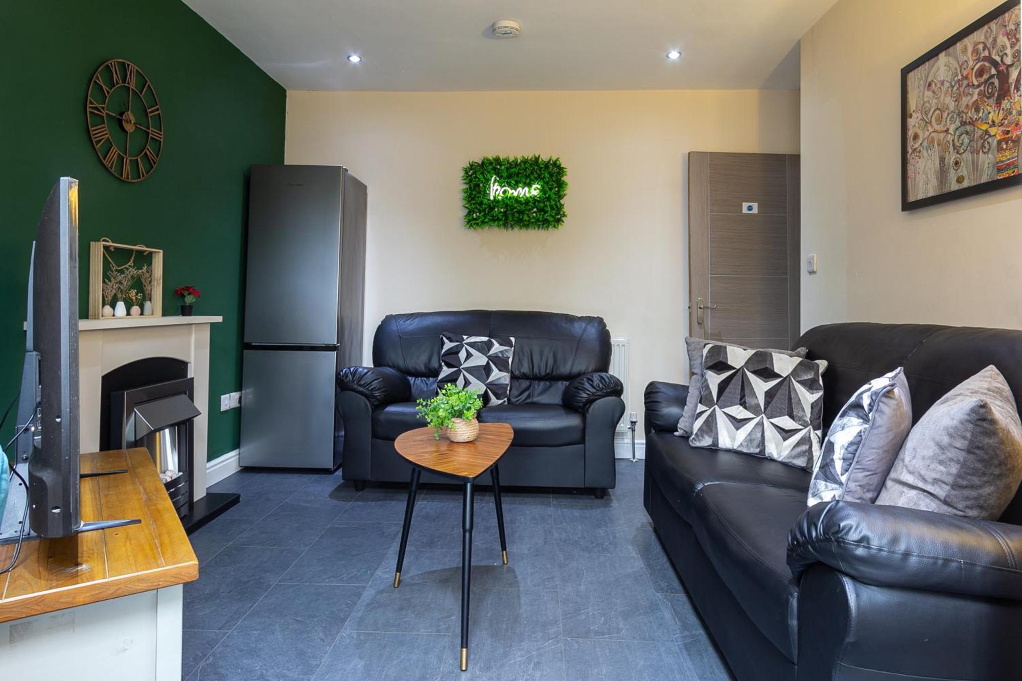 Bathway House - Free Secured Parking And Wifi Apartment Coventry Bagian luar foto