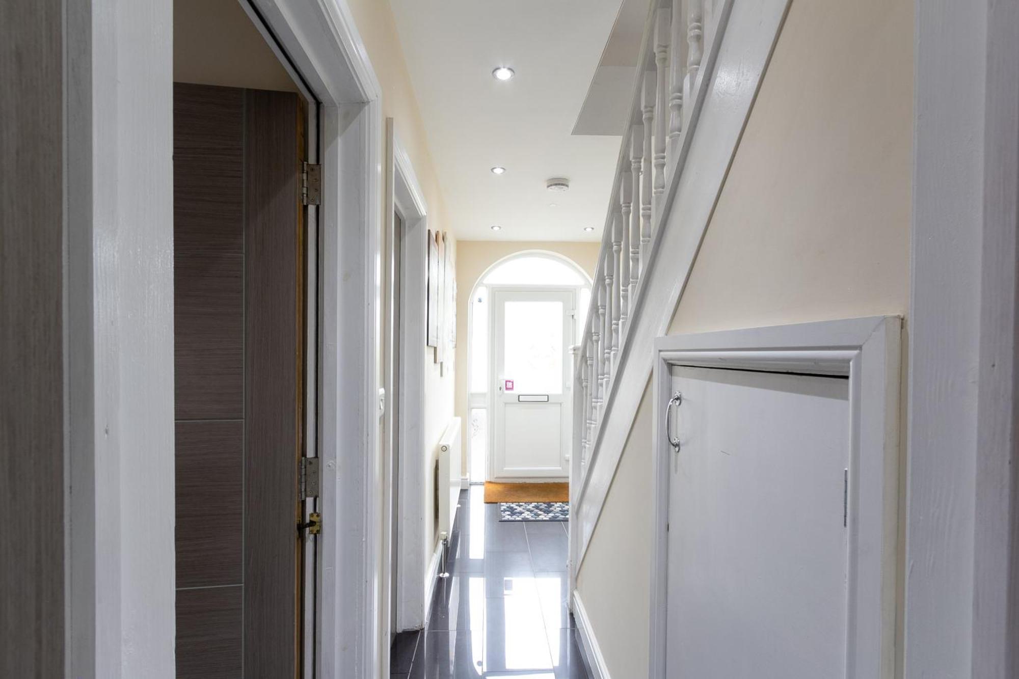 Bathway House - Free Secured Parking And Wifi Apartment Coventry Bagian luar foto